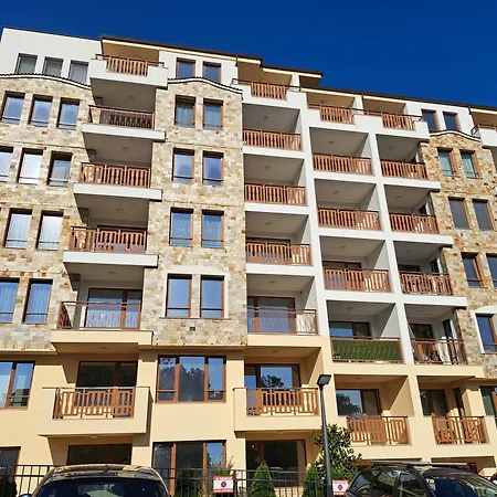 Elegant 1-bedroom In St St Constantine And Helena, Free Parking Lejlighed *