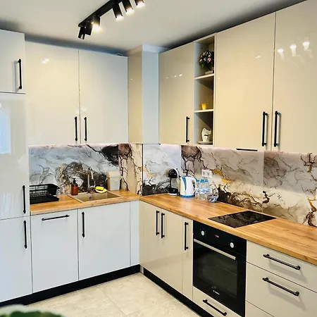 Lejlighed Elegant 1-bedroom In St St Constantine And Helena, Free Parking